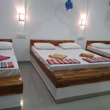 Share Safari House Udawalawe Panzió Kültér fotó