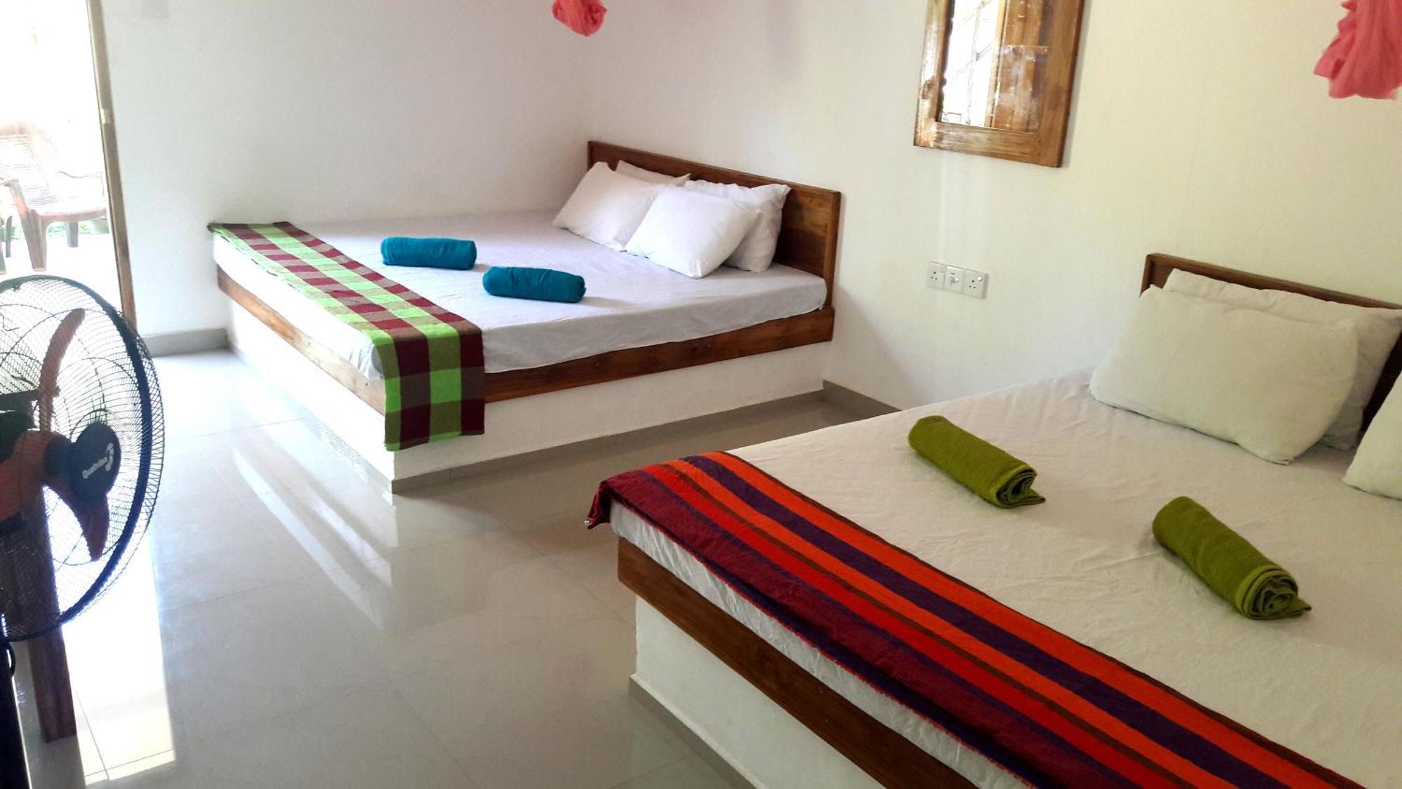 Share Safari House Udawalawe Panzió Kültér fotó