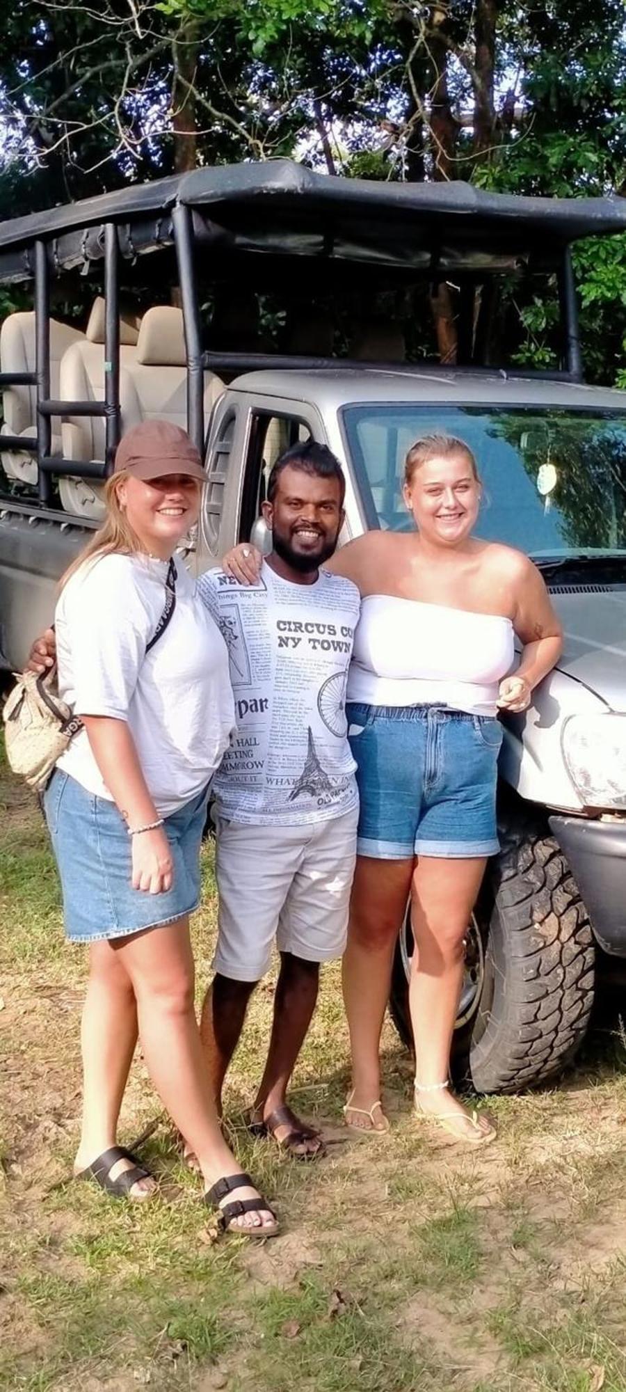 Share Safari House Udawalawe Panzió Kültér fotó