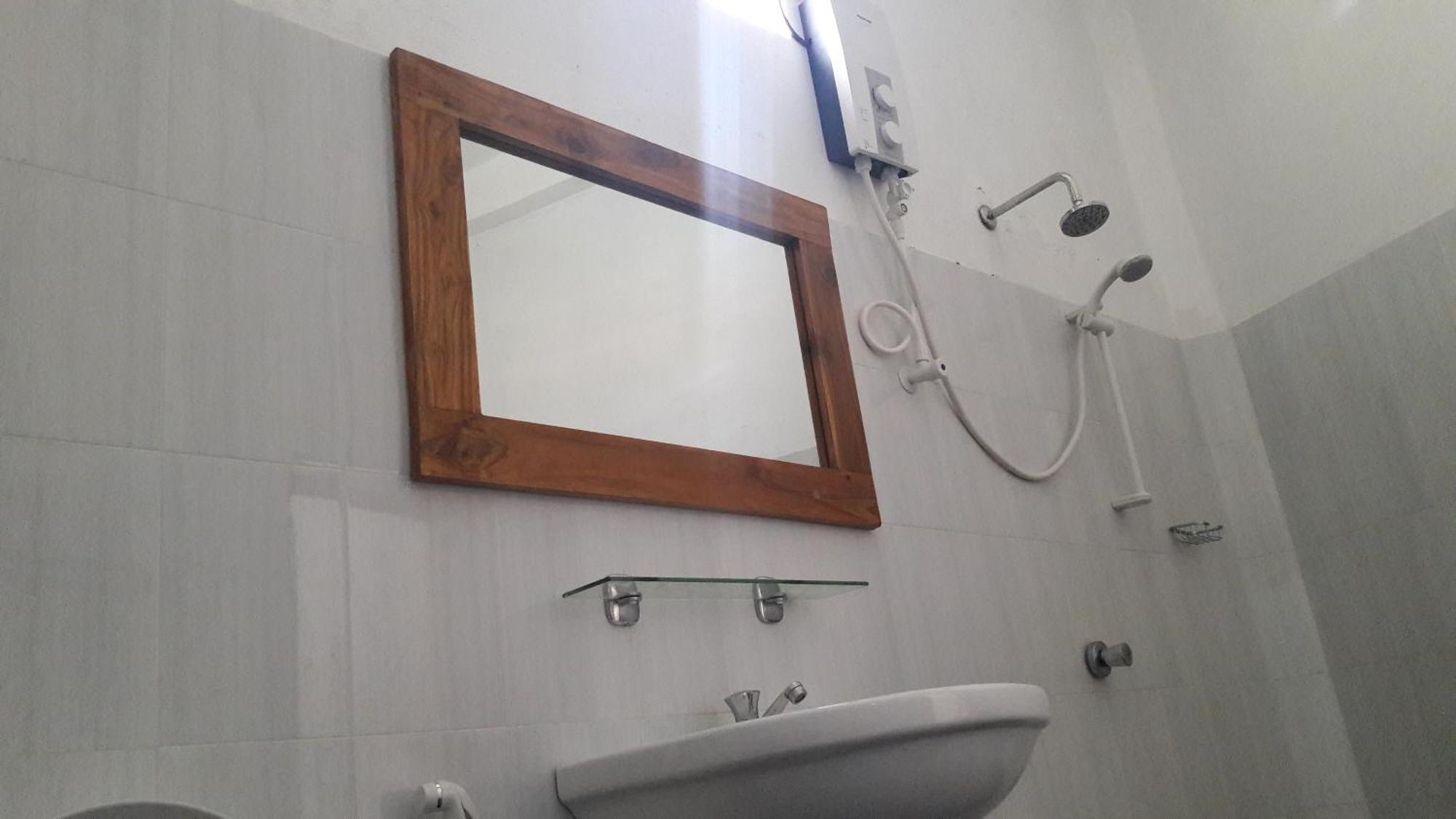 Share Safari House Udawalawe Panzió Kültér fotó
