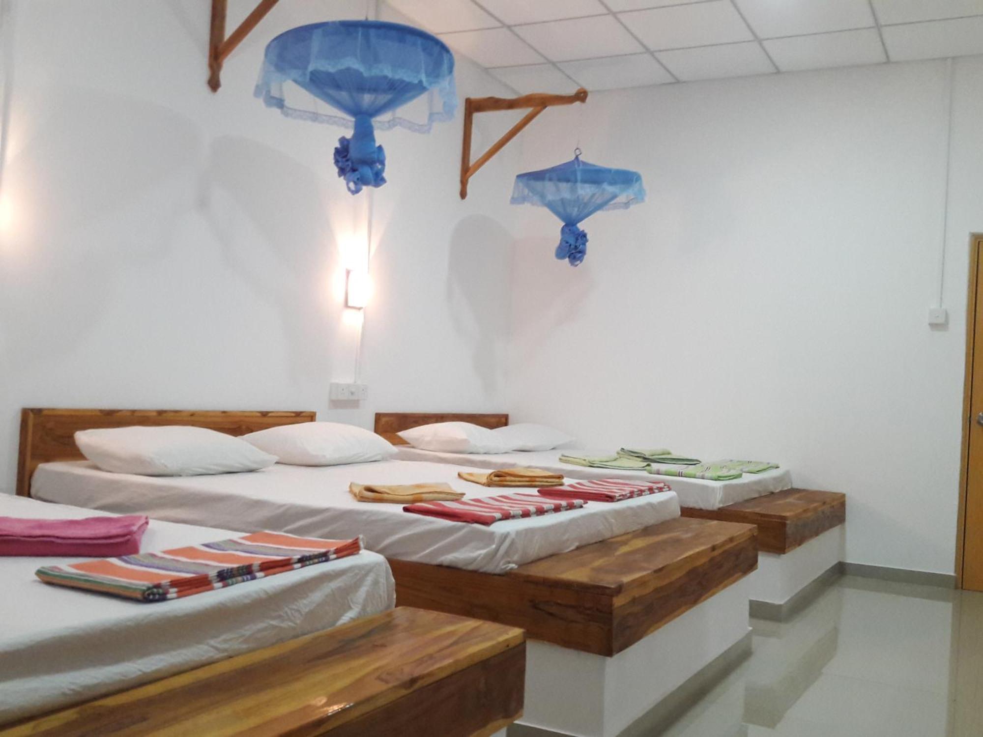 Share Safari House Udawalawe Panzió Kültér fotó
