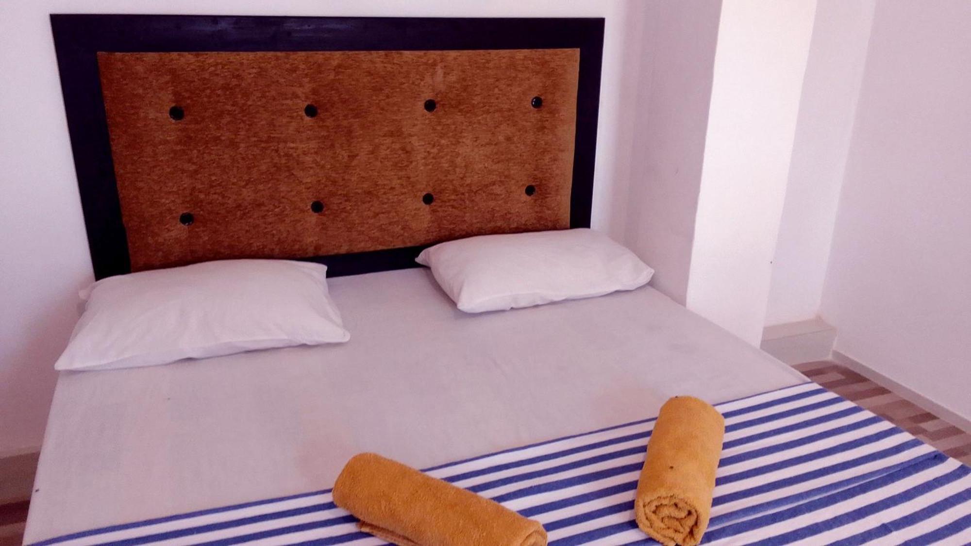 Share Safari House Udawalawe Panzió Kültér fotó