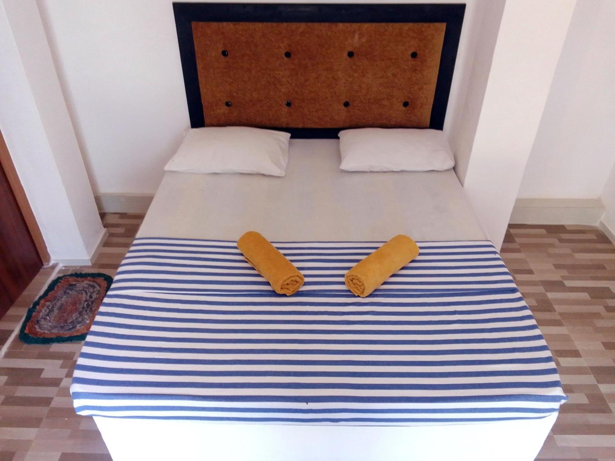 Share Safari House Udawalawe Panzió Kültér fotó